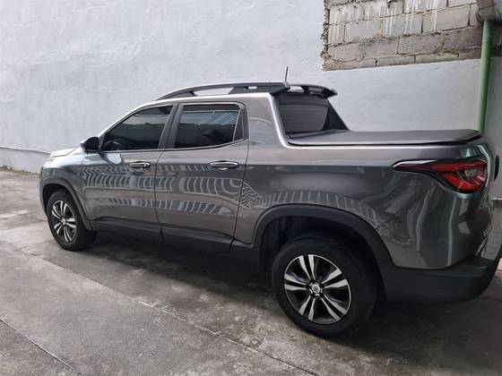 FIAT TORO 1.3 TURBO 270 FLEX FREEDOM AT6 FIAT TORO 1.3 TURBO 270 FLEX FREEDOM AT6